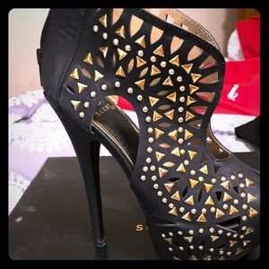 Black high heeled booties